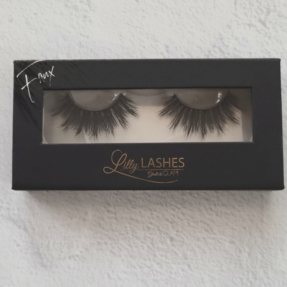 Lilly Lashes Faux Mink False Lashes in Miami